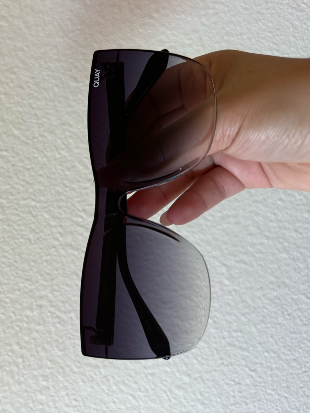 COME THRU QUAY SUNGLASSES